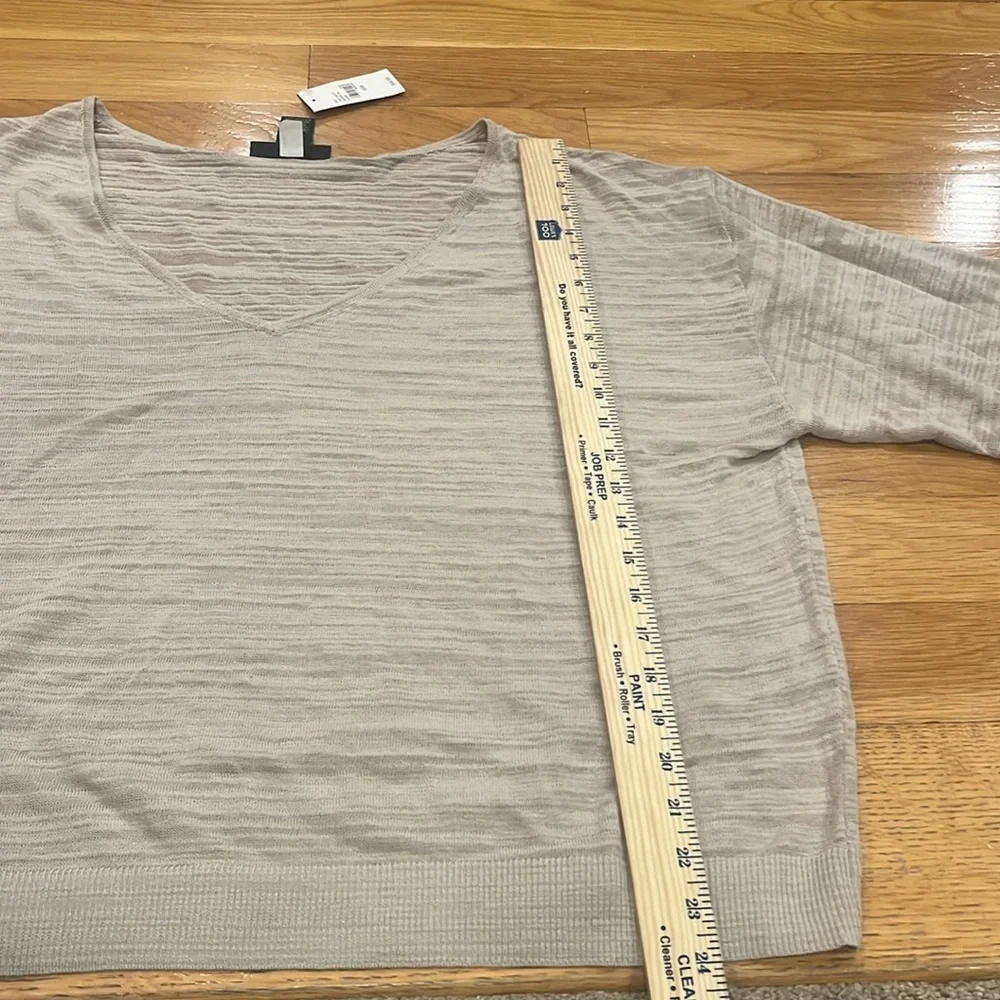 NWT Lane Bryant women’s sheer vneck long sleeve top size 22/24 .